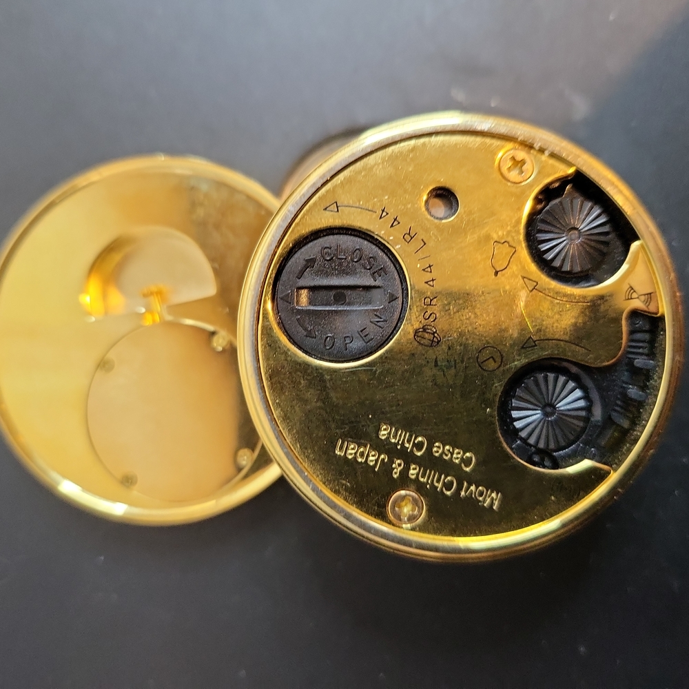 Vintage Movado Quartz Travel Alarm Clock 1.8" - Picture 7 of 9